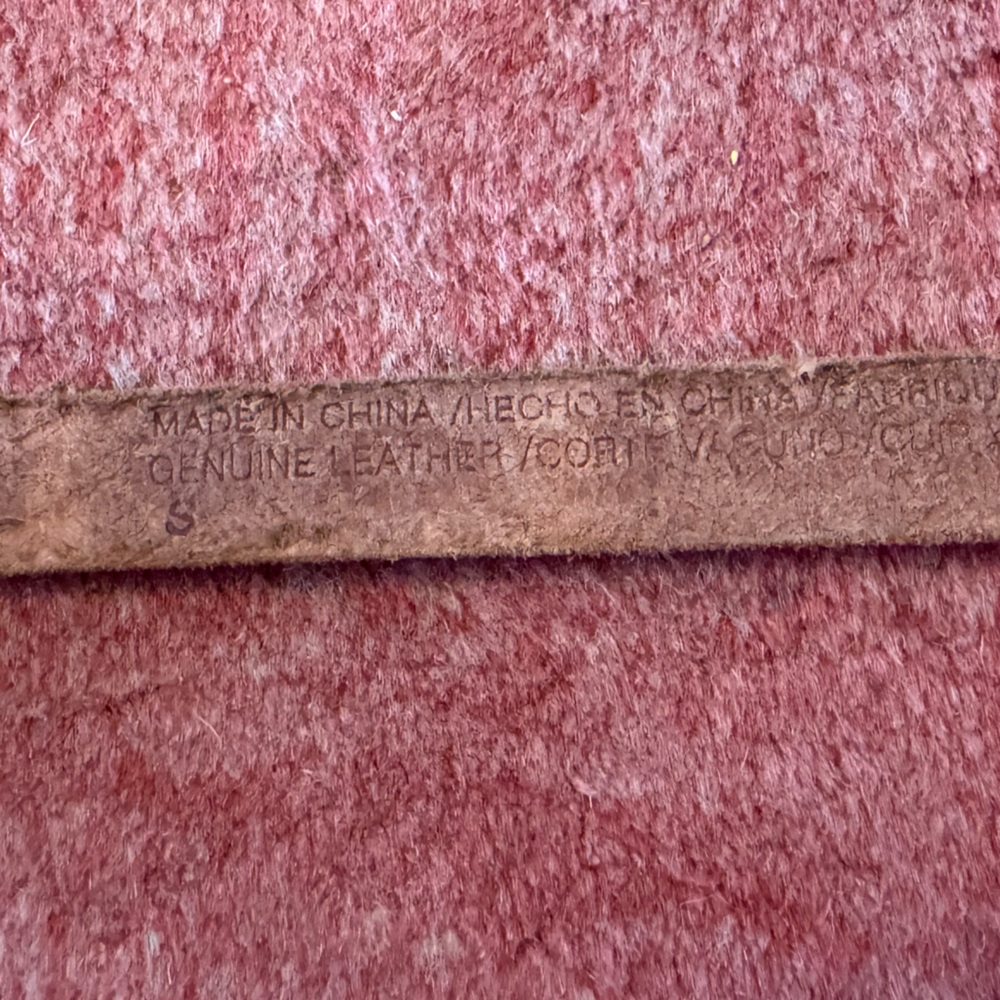Levi’s bronze metallic leather belt small - Picture 4 of 4